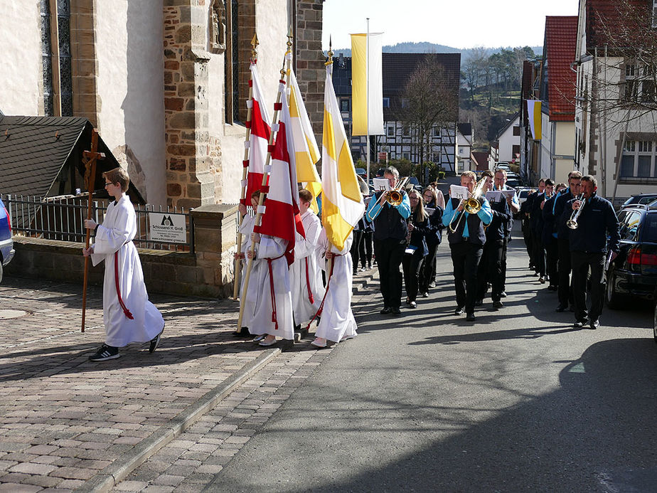 Feier der 1. Heiligen Kommunion in Sankt Crescentius (Foto: Karl-Franz Thiede)